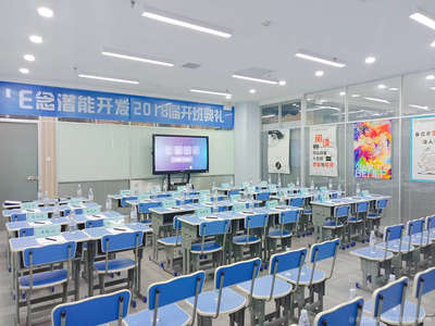 多元立方教育科技 技術(shù)創(chuàng)新驅(qū)動(dòng)教育未來